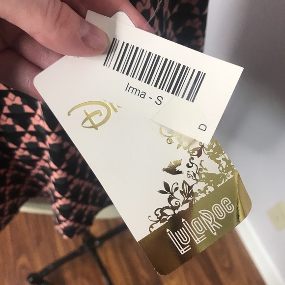 LuLaRoe Disney Hidden Minnie Pyramid Irma Top- Small- NWT - Picture 6 of 6